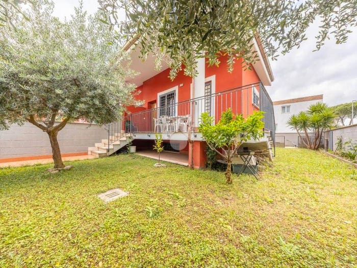 Casa trilocale in vendita in VIA Bottidda, Rocca Cencia, Roma