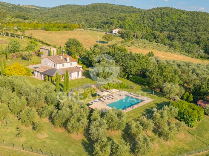 Casa con 6 locali in vendita in San Casciano dei Bagni