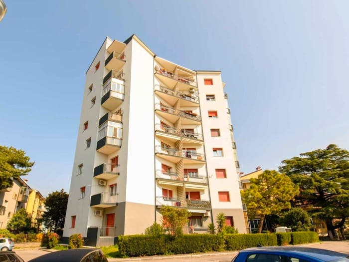Appartamento con 6 locali in vendita in VIA PASUBIO, Centro, Gorizia