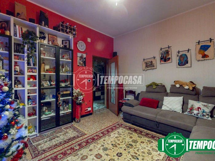 Appartamento trilocale in vendita in Via IV Novembre, Novi Ligure