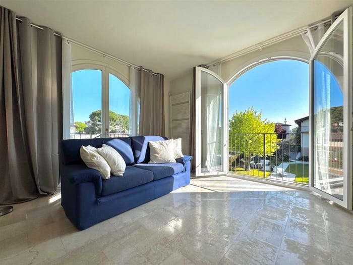 Appartamento trilocale in vendita in VIA PERGOLA, Moniga del Garda