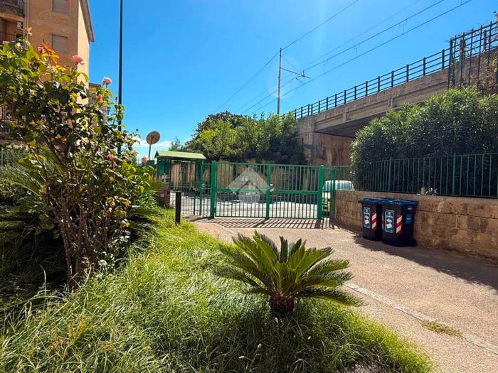 Appartamento trilocale in vendita in Via fabrizio padula, Soccavo, Napoli