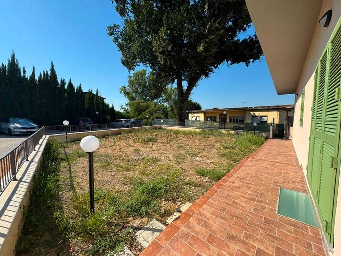 Appartamento con 6 locali in vendita in Via Maggio, Centro, Lastra a Signa