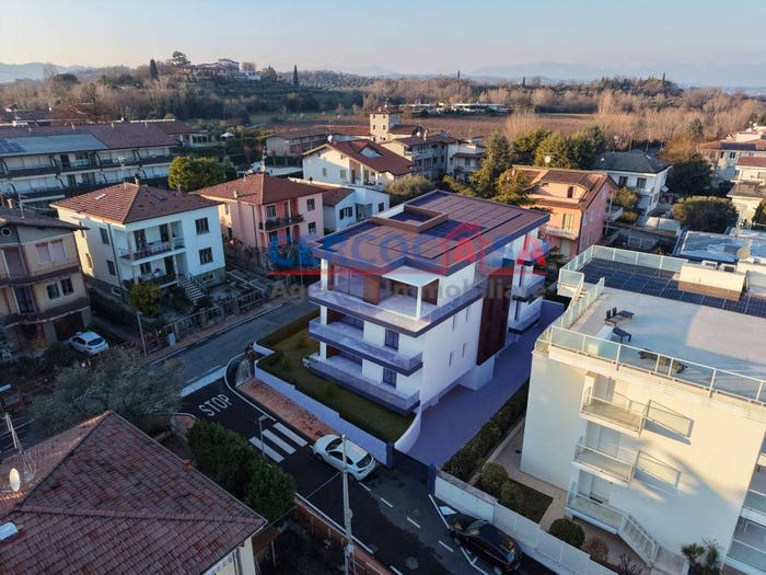 Casa in vendita in Desenzanino, Desenzano del Garda