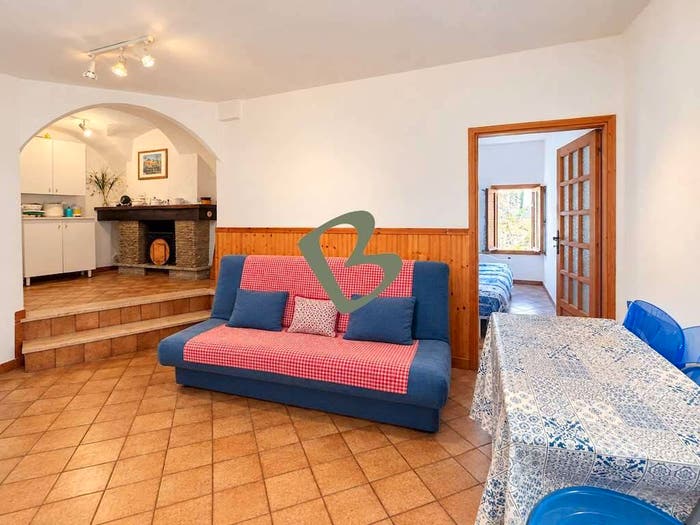 Appartamento con 5 locali in vendita in Vicolo San Giovanni snc, Perinaldo