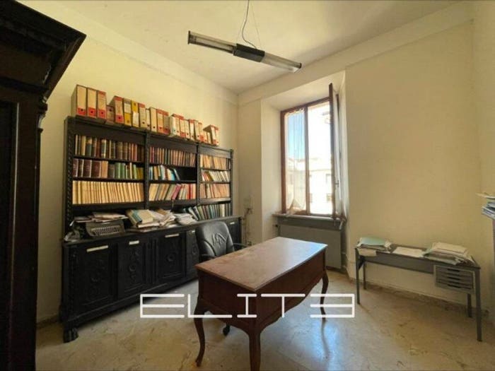 Appartamento quadrilocale in vendita in CORSO GARIBALDI, Corsi, Ancona