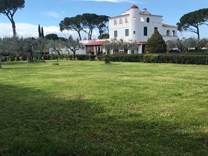 Casa con 6 locali in vendita in Strada Vicinale Crusto Snc Snc Snc Snc, Lucera