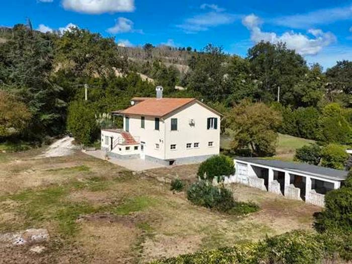 Casa con 6 locali in vendita in Contrada Serrette, Torre San Patrizio