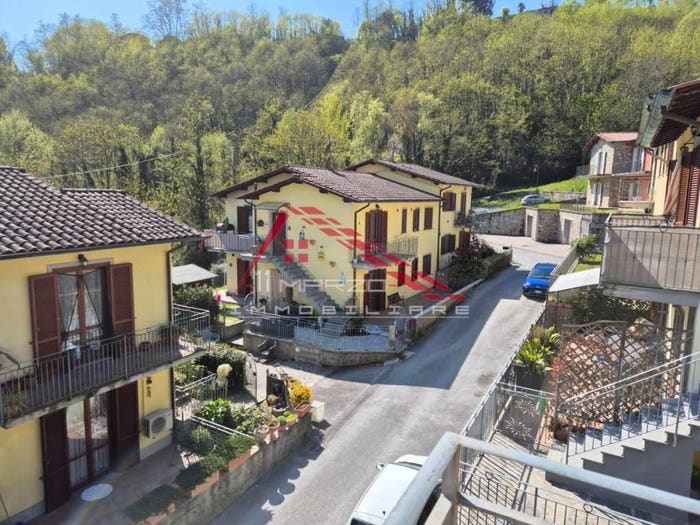 Appartamento con 5 locali in vendita in Centro, Bagni di Lucca