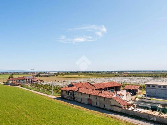 Casa trilocale in vendita in REGIONE RUATA EANDI, Saluzzo