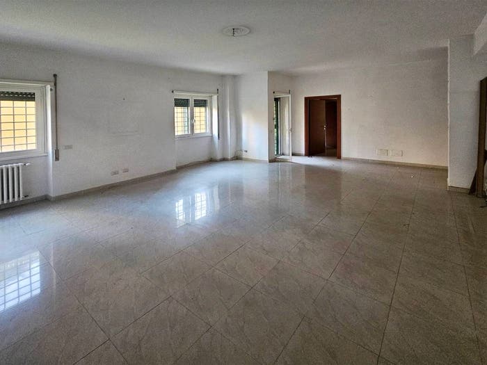 Appartamento con 6 locali in vendita in Via dei Giornalisti, Camilluccia Farnesina, Roma