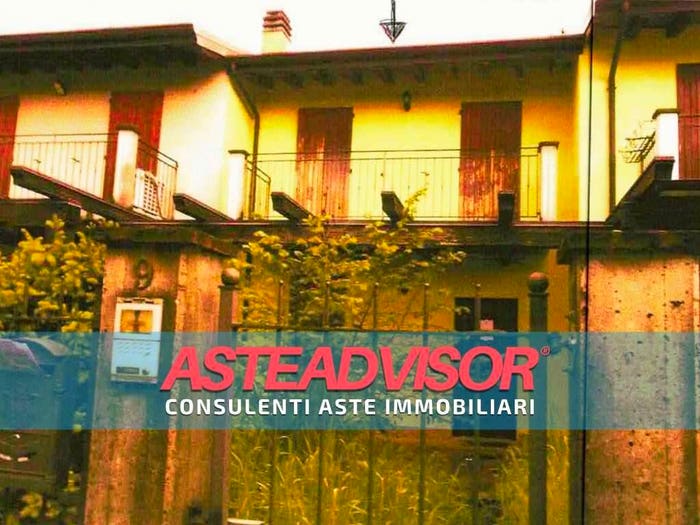 Casa con 6 locali in vendita in Via Primavera, Barbariga