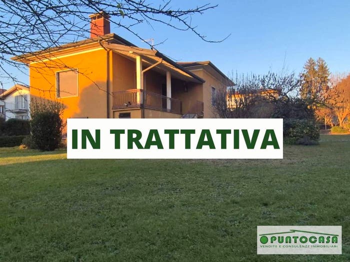 Casa con 6 locali in vendita in Via Milano, Centro, Cantello