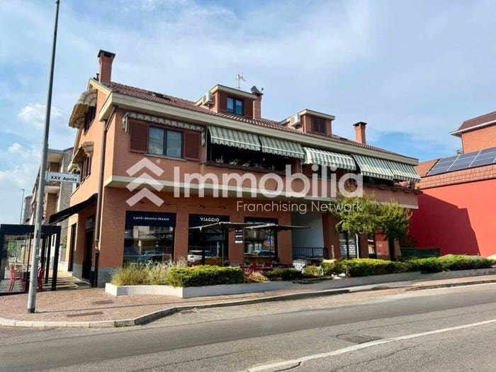Appartamento quadrilocale in vendita in Via Aprile, Nichelino