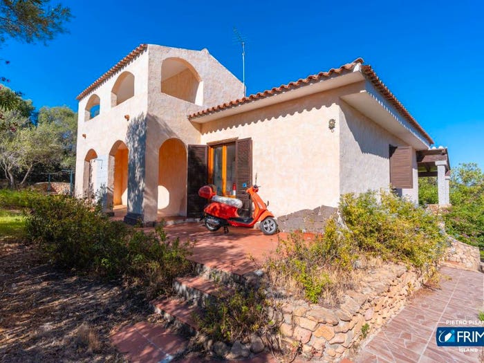 Casa con 5 locali in vendita in via Su Nodu Mannu, Rudalza, Olbia