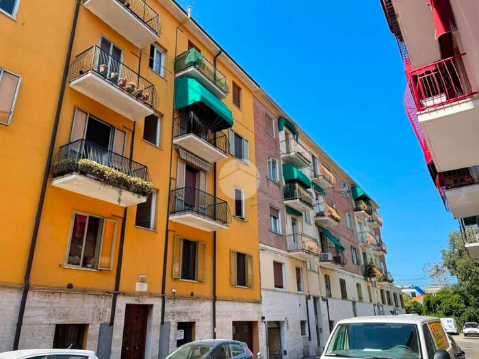 Appartamento trilocale in vendita in Via Olimpia Morata, Canapa, Ferrara