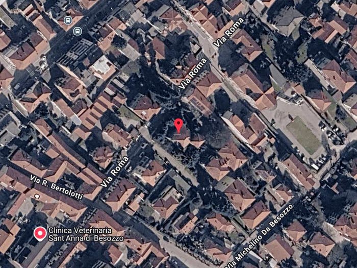 Casa con 5 locali in vendita in Via Roma Besozzo VA Italia Besozzo VA, Centro, Besozzo