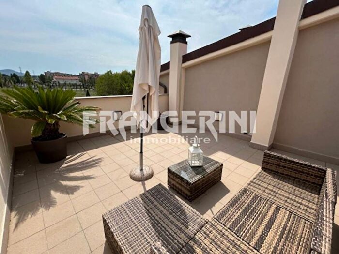 Casa con 5 locali in vendita in Via Luigi Cocchella, Coteto, Livorno