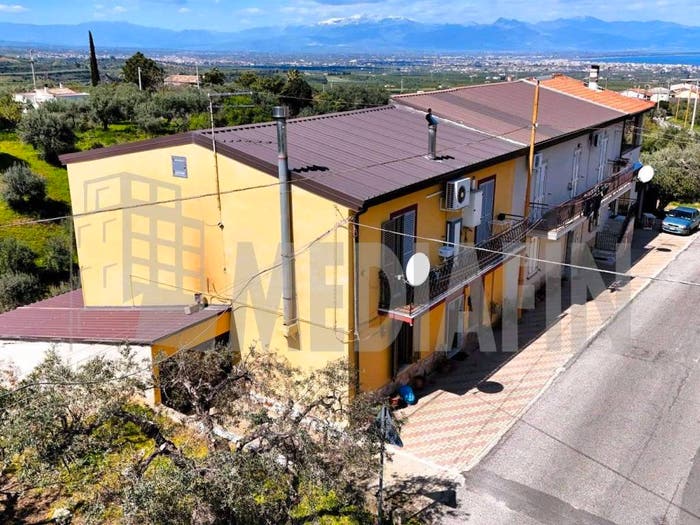 Appartamento con 6 locali in vendita in CONTRADA LAMPA PATIRE, Piragineti, CoriglianoRossano