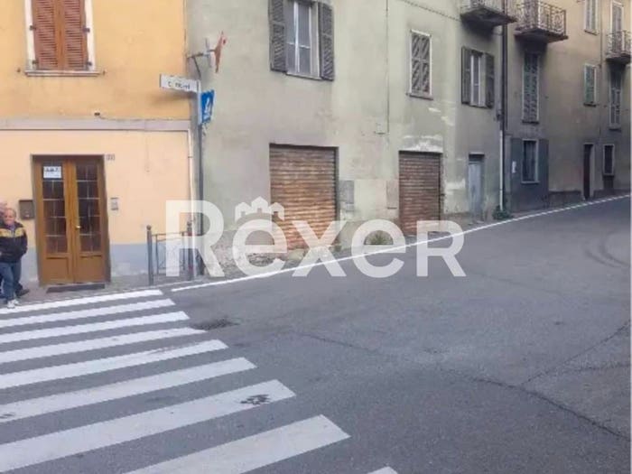 Casa con 6 locali in vendita in Via Carlo Oberti, Centro, Lenna