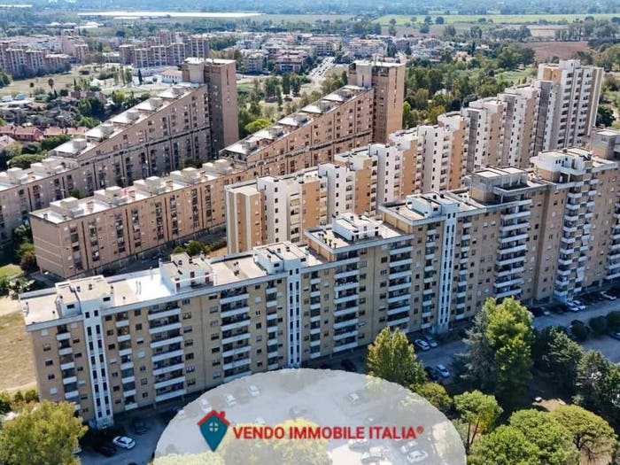 Appartamento quadrilocale in vendita in Viale Le Corbusier, Q, Latina