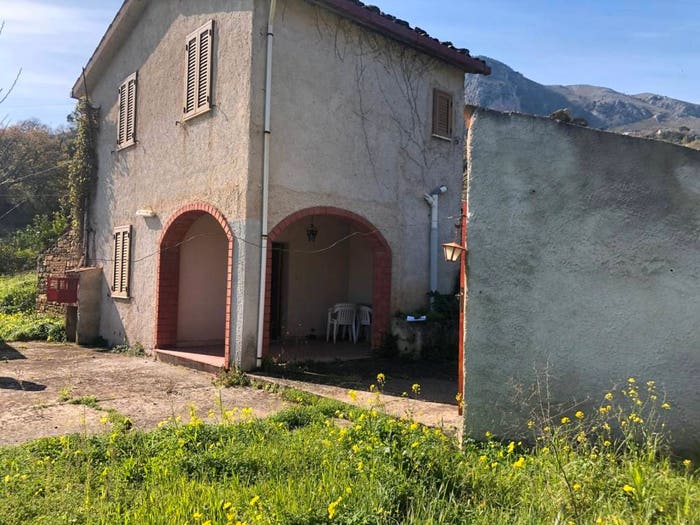 Casa trilocale in vendita in Contrada Giammina, Castelbuono