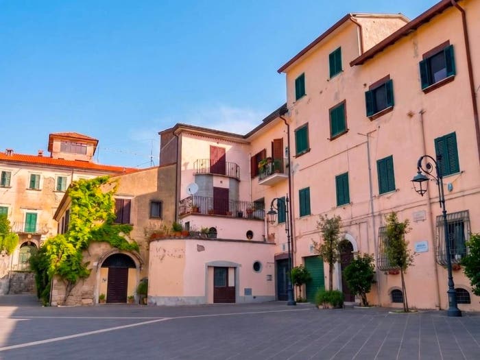 Appartamento trilocale in vendita in Piazza Camillo Mancini, Centro, Ceccano