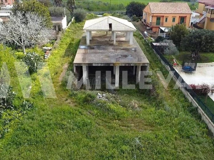 Casa quadrilocale in vendita in Via Michelica Malvagia, Michelica, Modica