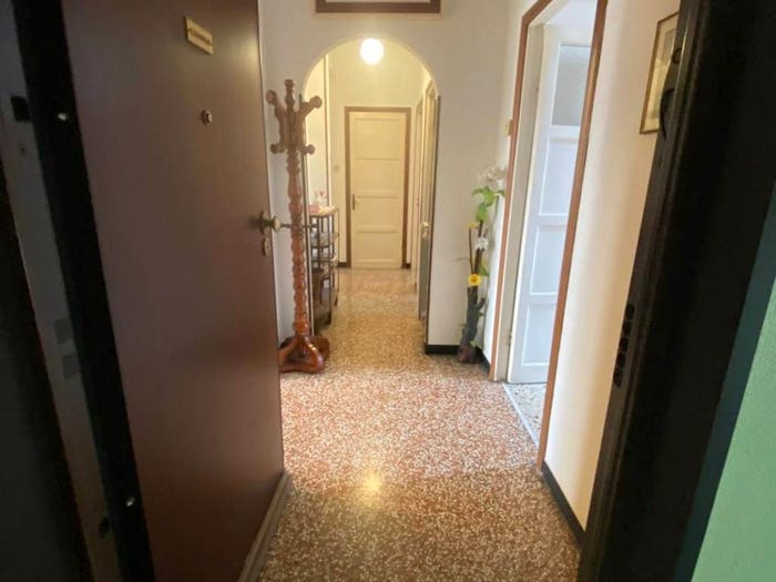 Casa quadrilocale in vendita in Via Guido Gozzano, Centro, Loano