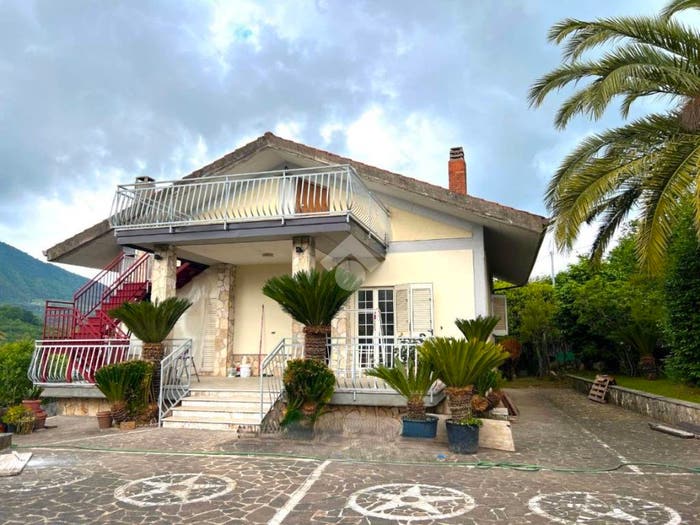 Casa trilocale in vendita in Contrada Coste Anitra, Aiello del Sabato