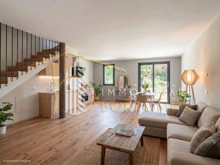 Casa trilocale in vendita in Via San Lorenzo, Lazzate