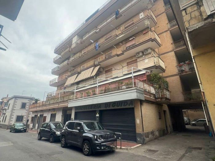 Appartamento trilocale in vendita in Via dei Quattro Martiri, Centro, Mugnano di Napoli