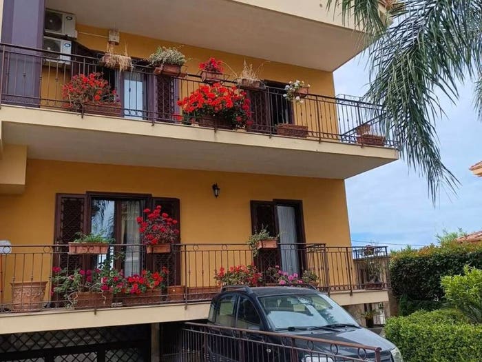 Casa con 6 locali in vendita in Via Ripuaria, Varcaturo, Giugliano in Campania