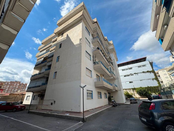 Appartamento bilocale in vendita in Via Adolfo Celi, Minissale, Messina