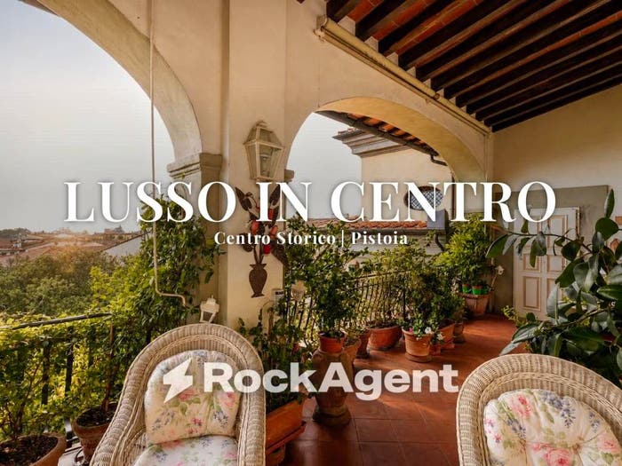 Casa con 6 locali in vendita in vicolo dei bacchettoni, Piazza della Sala, Pistoia