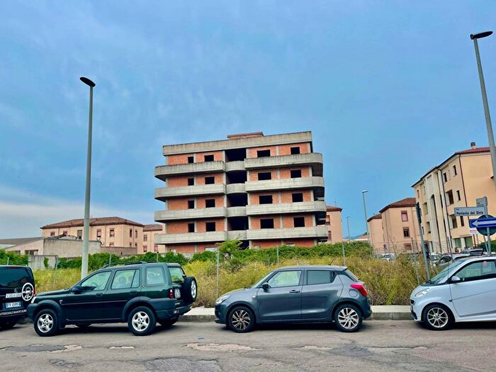 Casa con 6 locali in vendita in via roma, Centro Storico, Olbia