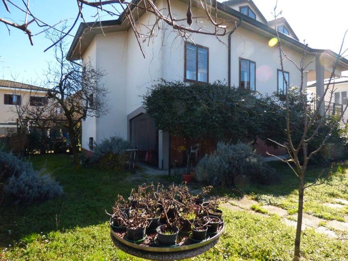 Casa quadrilocale in vendita in Via Maria Margotti, Centro, Paullo