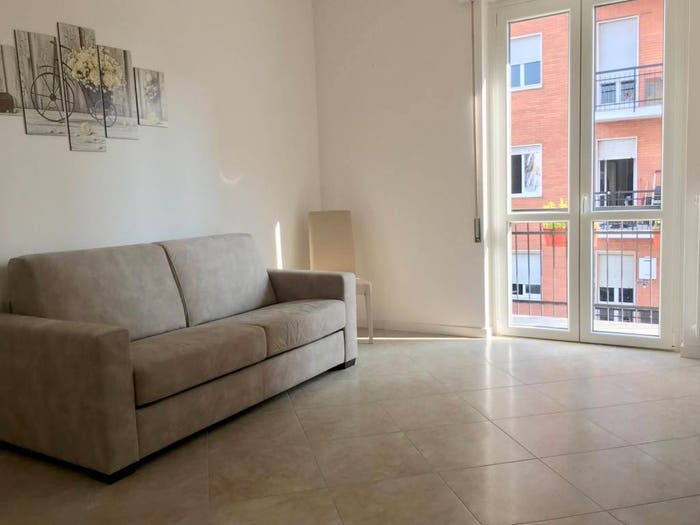 Appartamento trilocale in vendita in Via Marco d'Agrate, Corvetto, Milano