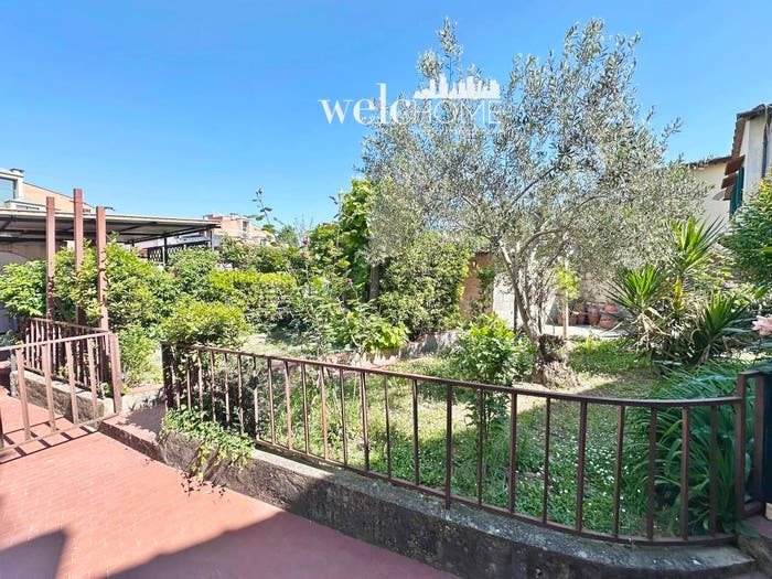 Casa quadrilocale in vendita in Via della Villa Nuova, Peretola, Firenze