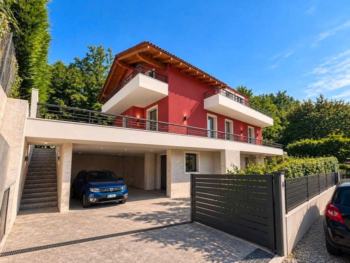Appartamento trilocale in vendita in Via Vincenzo Bellini, Centro, Fino Mornasco