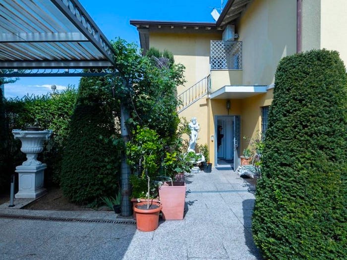 Casa quadrilocale in vendita in Via Giovanni Rambotti, Desenzano Centro, Desenzano del Garda