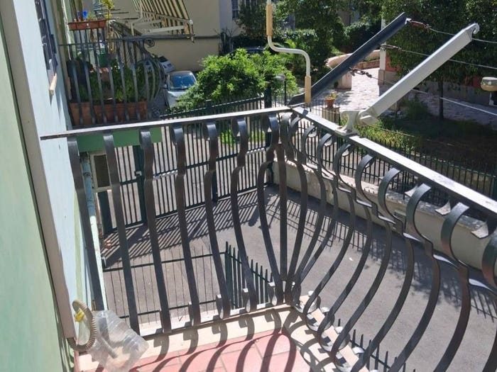 Appartamento quadrilocale in vendita in Via San Giacomo dei Capri, Arenella, Napoli
