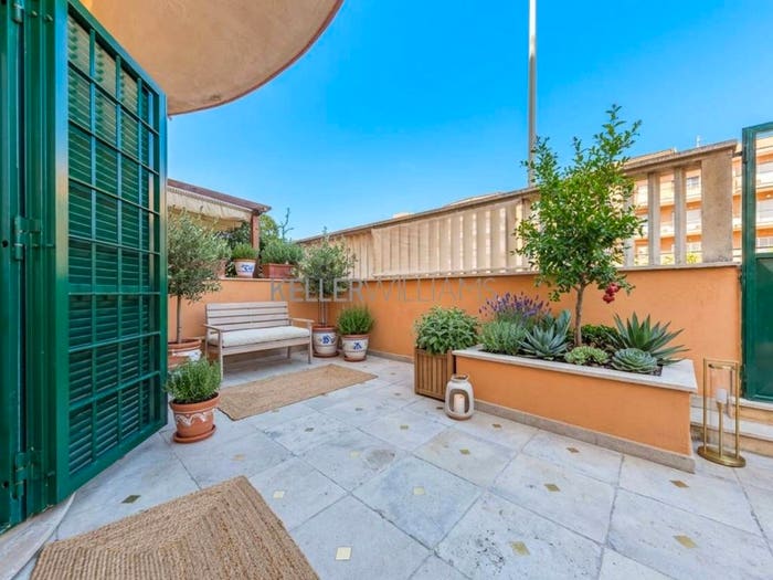 Appartamento trilocale in vendita in Piazza Cesario Console, Ostia Levante, Roma