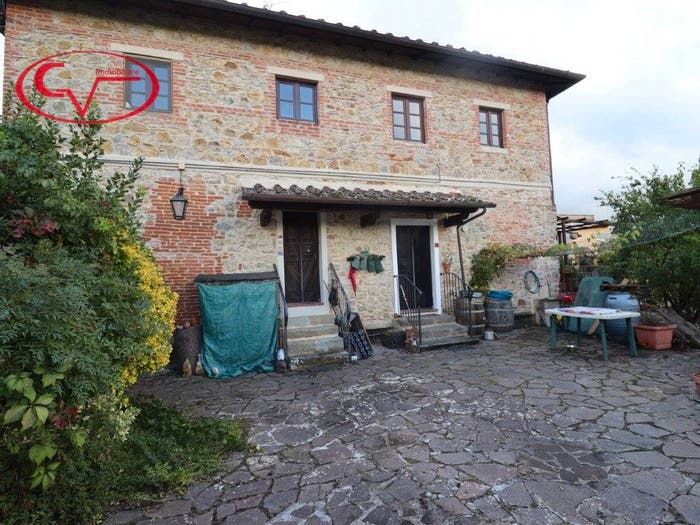 Casa con 6 locali in vendita in Località Tontenano, Bucine