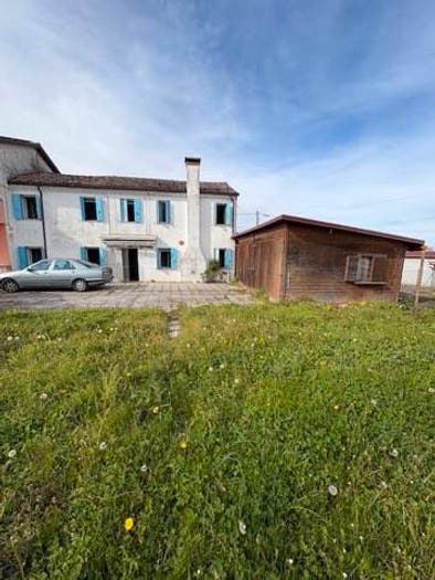 Casa con 6 locali in vendita in LAMA POLESINE Via A De Gasperi, Centro, Ceregnano