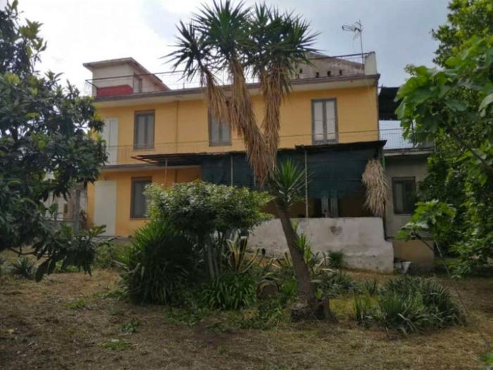 Casa con 6 locali in vendita in via Degli Albertini Snc, Piazzola, Nola