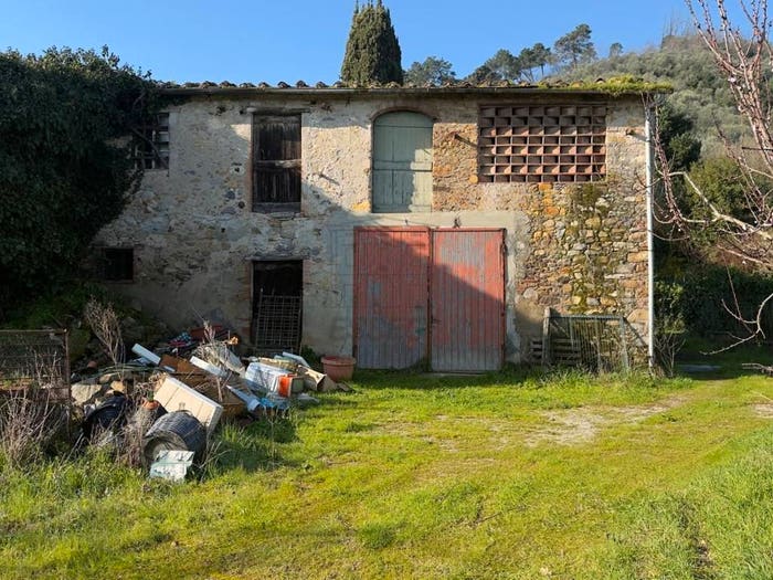 Casa con 5 locali in vendita in Via dei Canali, Colle di Compito Castelvecchio, Capannori