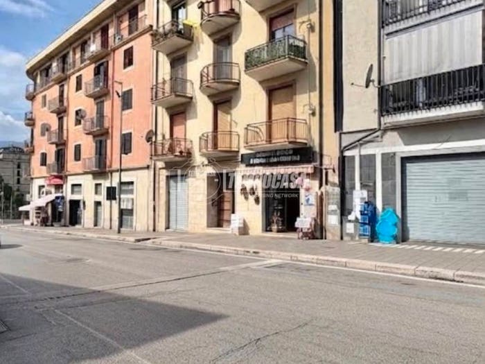 Appartamento trilocale in vendita in Via Ferriera, Emanuele II C Colombo Morelli e Silvati, Avellino