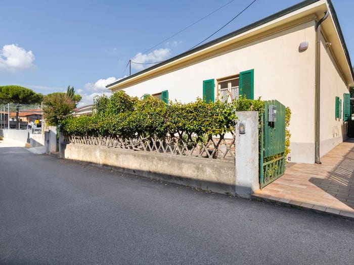 Casa con 6 locali in vendita in Centro, Vicopisano