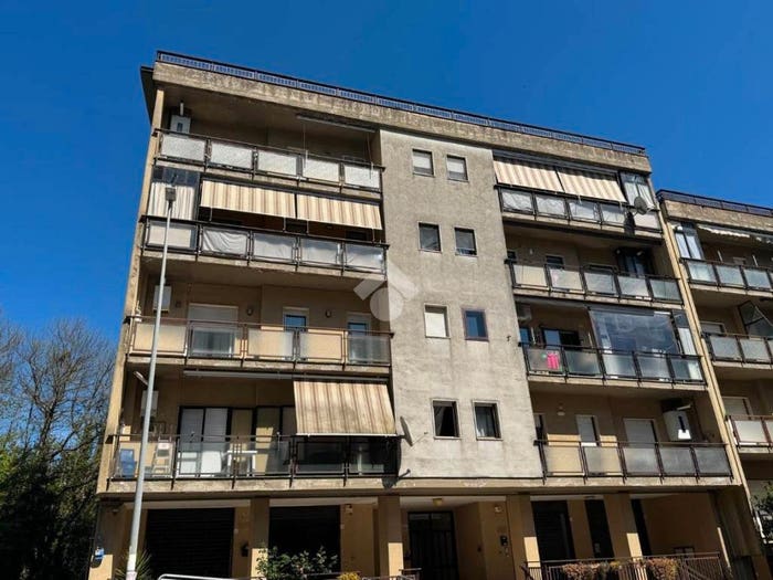 Appartamento quadrilocale in vendita in Via Gioacchino Pedicini, Quattrograna Bellizzi Sant'Oronzo, Avellino